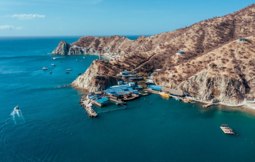 Tour Acuario y Playa Blanca Completo con Show de Delfines