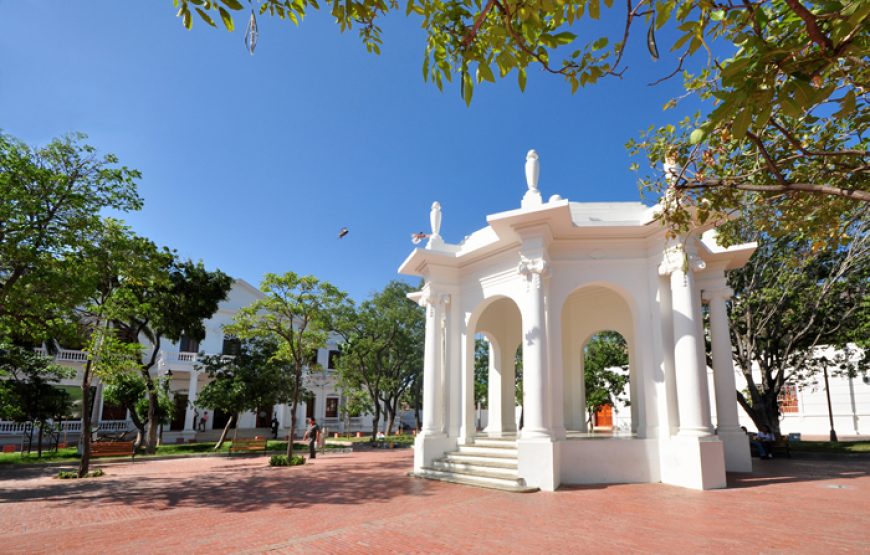 City Tour en Chiva Con Entradas a la Quinta de San Pedro Alejandrino