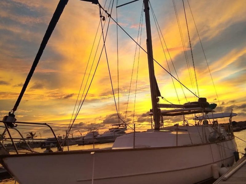 Atardecer en Velero por las Playas de Santa Marta REF. SNT