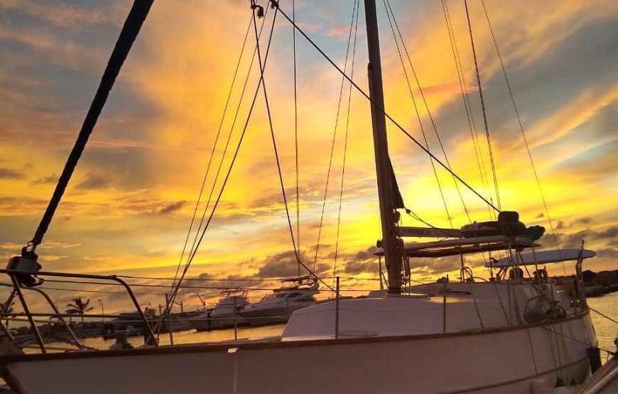 Atardecer en Velero por las Playas de Santa Marta REF. SNT