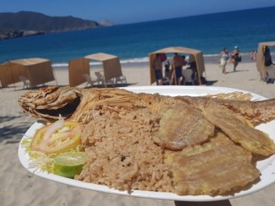 costos almuerzos bahia concha santa marta