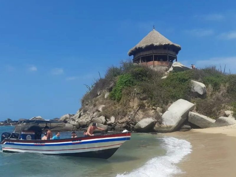 Traslado en Lancha de Regreso desde Cabo San Juan