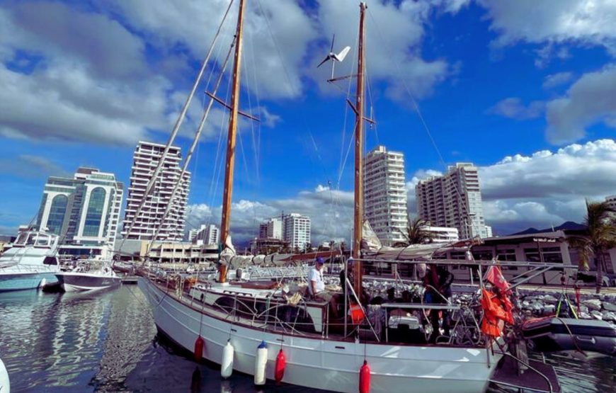 Velero Privado Santa Marta  REF. LZH Capacidad 12 Personas