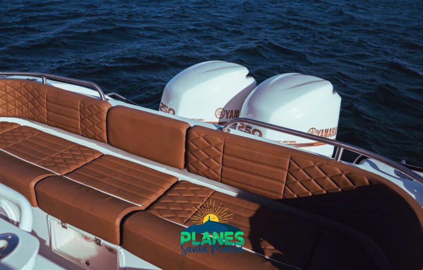 Recorrido Nocturno por las Playas en Lancha Privada REF. LIA