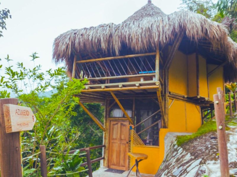 Ecohotel-Minca-MNECO-ecohabs-fachada