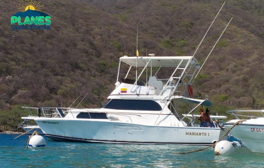 Yate Santa Marta REF. MRTO1 Capacidad 21 Personas