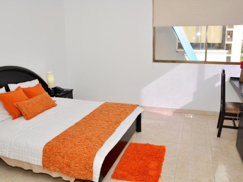 Habitacion Doble Cama Muy Comoda en el Hotel Axis Inn en Santa Marta