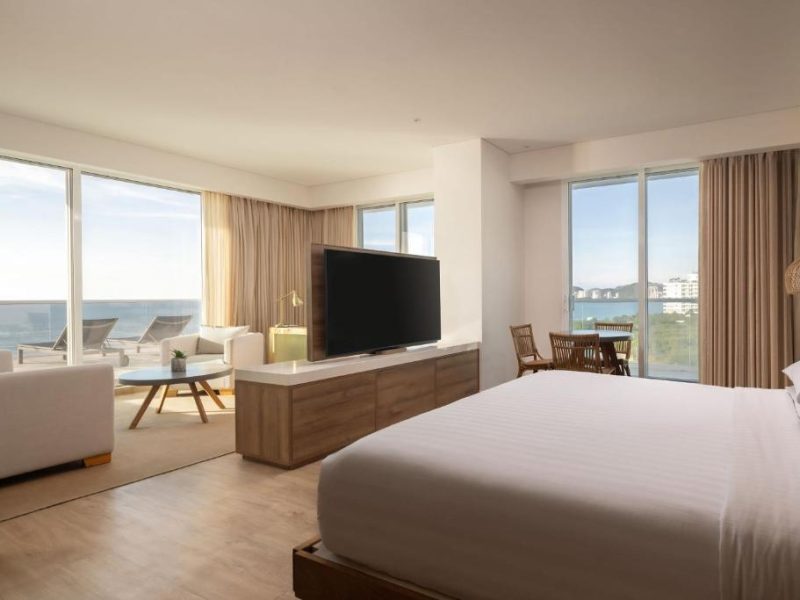 Habitacion Amplia con TV Hotel Marriott en Santa Marta