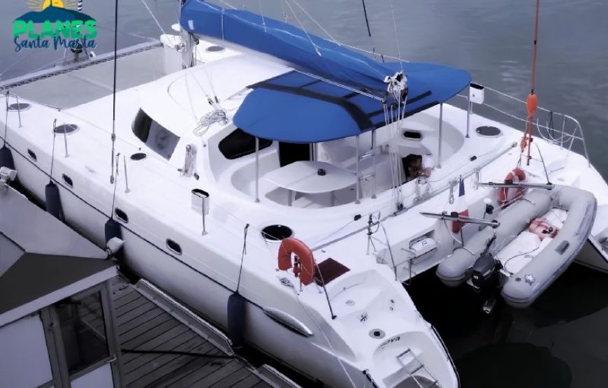 Pasadía en Catamarán por las Playas Locales de Santa Marta